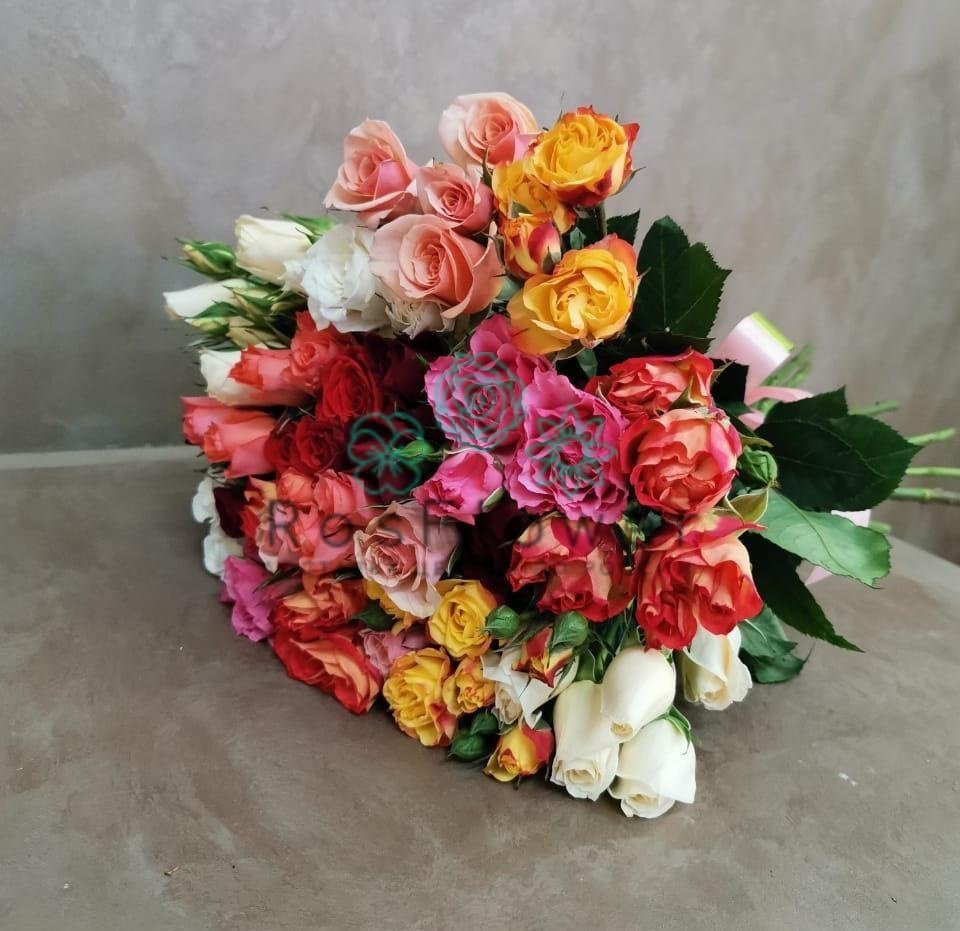 Букет цветов из: Розы в посёлок центральной усадьбы совхоза Синичино