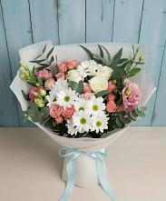 Букет цветов из:  Розы, Лизиантусы и Хризантемы в посёлок центральной усадьбы совхоза Синичино