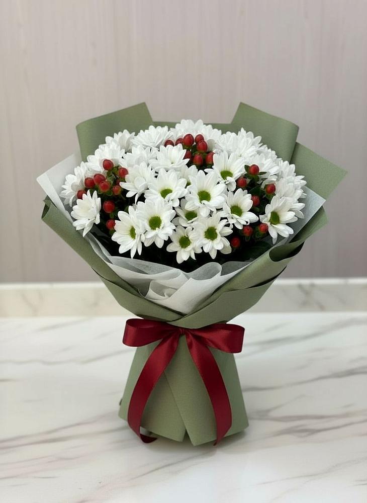 Букет цветов из: Хризантемы в посёлок центральной усадьбы совхоза Синичино