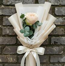 Букет цветов из:  Розы в посёлок центральной усадьбы совхоза Синичино