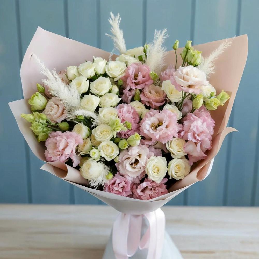 Букет цветов из: Альстромерии и Розы в посёлок центральной усадьбы совхоза Синичино