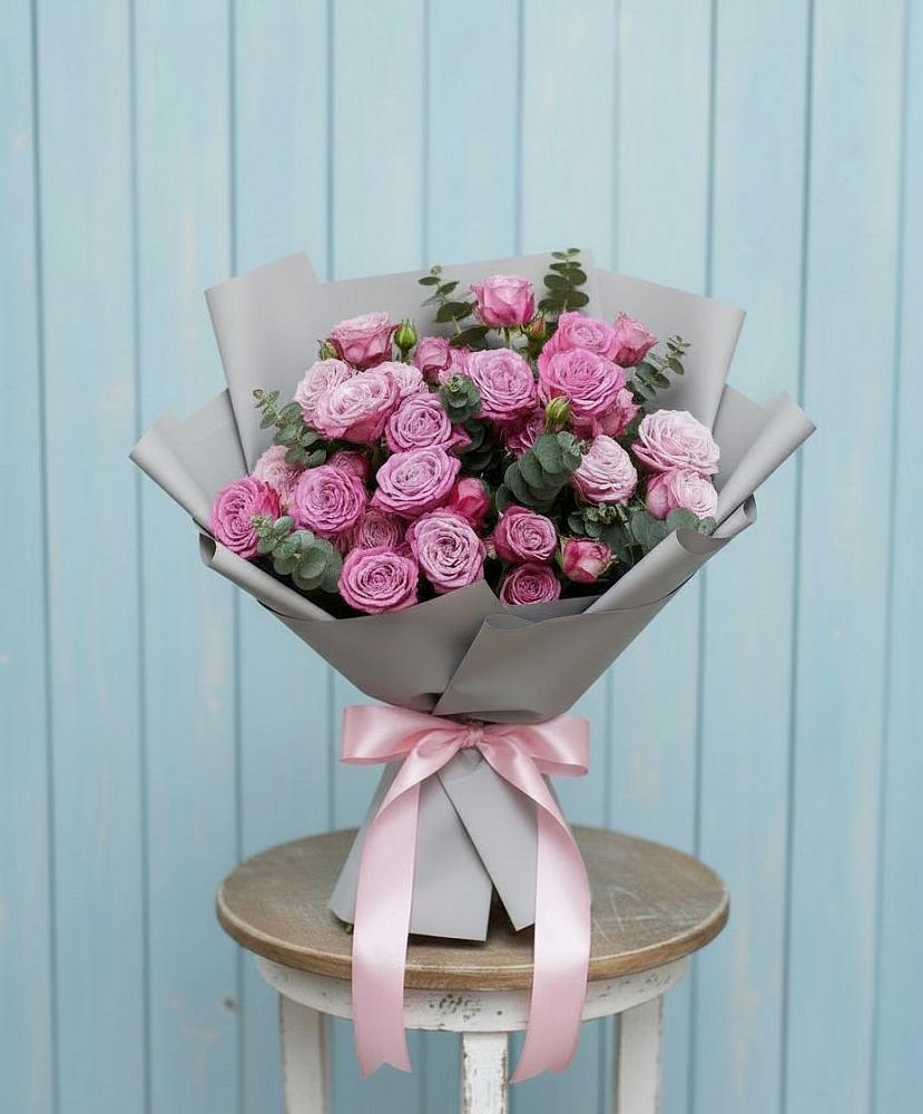 Букет цветов из: Розы в посёлок центральной усадьбы совхоза Синичино