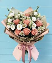 Букет цветов из:  Розы, Альстромерии и Лизиантусы в посёлок центральной усадьбы совхоза Синичино