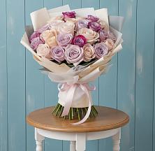 Букет цветов из:  Розы в посёлок центральной усадьбы совхоза Синичино