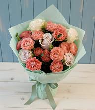 Букет цветов из:  Розы в посёлок центральной усадьбы совхоза Синичино