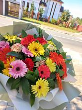 Букет цветов из:  Герберы #REPLACE_PRED# посёлок центральной усадьбы совхоза Синичино