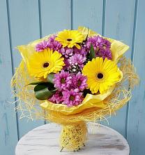 Букет цветов из:  Хризантемы и Герберы в посёлок центральной усадьбы совхоза Синичино