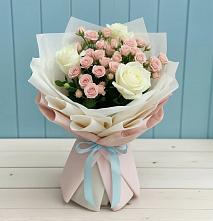 Букет цветов из:  Розы в посёлок центральной усадьбы совхоза Синичино
