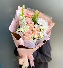 Букет цветов из:  Хризантемы и Розы в посёлок центральной усадьбы совхоза Синичино