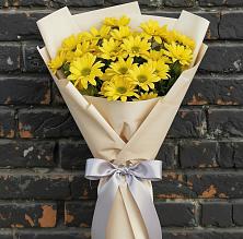 Букет цветов из:  Хризантемы в посёлок центральной усадьбы совхоза Синичино