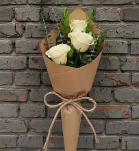 Букет цветов из:  Розы в посёлок центральной усадьбы совхоза Синичино