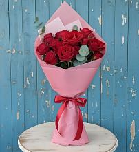 Букет цветов из:  Розы в посёлок центральной усадьбы совхоза Синичино