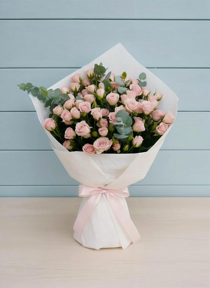 Букет цветов из: Розы в посёлок центральной усадьбы совхоза Синичино