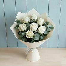 Букет Белые розы в Эвкалипте в посёлок центральной усадьбы совхоза Синичино