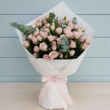 Букет цветов из:  Розы в посёлок центральной усадьбы совхоза Синичино