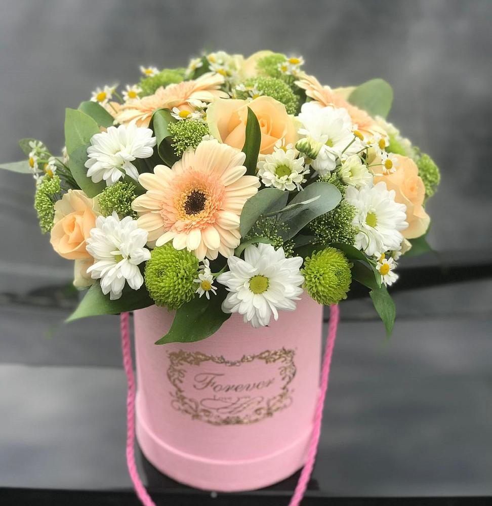 Цветочная композиция из Розы, Герберы и Хризантемы в шляпной коробке в посёлок центральной усадьбы совхоза Синичино