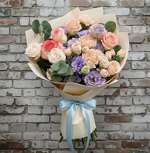 Букет цветов из:  Розы, Лизиантусы и Гвоздики #REPLACE_PRED# посёлок центральной усадьбы совхоза Синичино